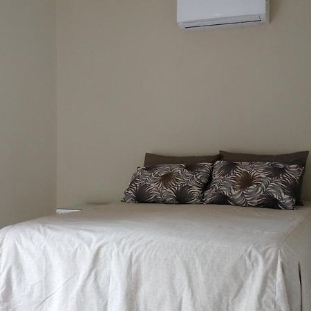 Apartamento Enseada กัวรูจา ภายนอก รูปภาพ