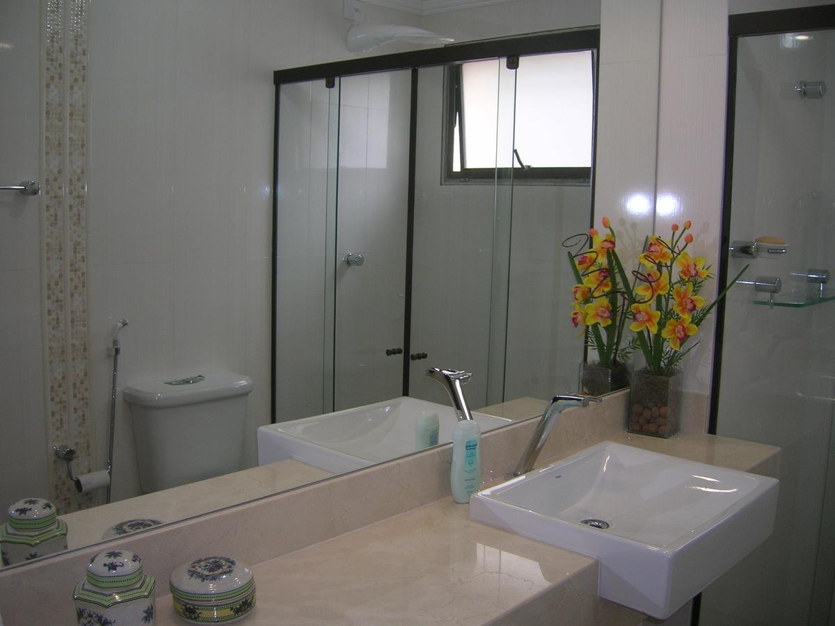 Apartamento Enseada กัวรูจา ภายนอก รูปภาพ