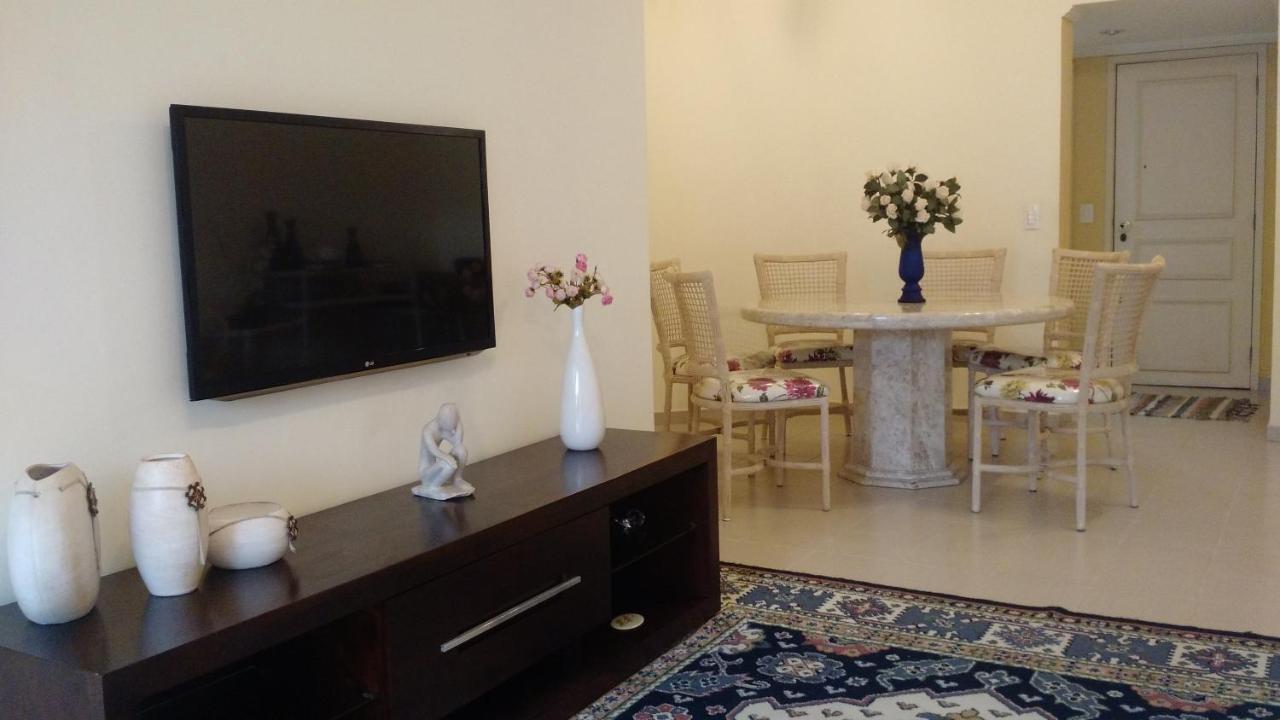 Apartamento Enseada กัวรูจา ภายนอก รูปภาพ