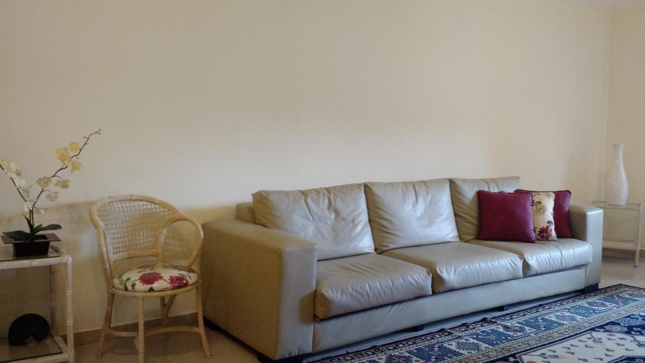 Apartamento Enseada กัวรูจา ภายนอก รูปภาพ